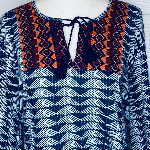 Lucky Brand boho embroidered tassel tie neck top, size large - Picture 3 of 11